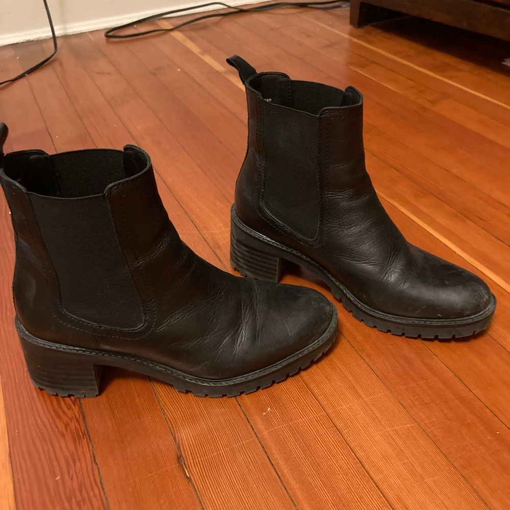 Leather Chelsea boots